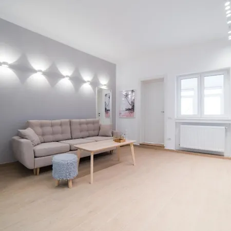 Calea Victoriei 95, Old Town Bucharest, Apartment